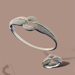 Gold BANGLE | 227980