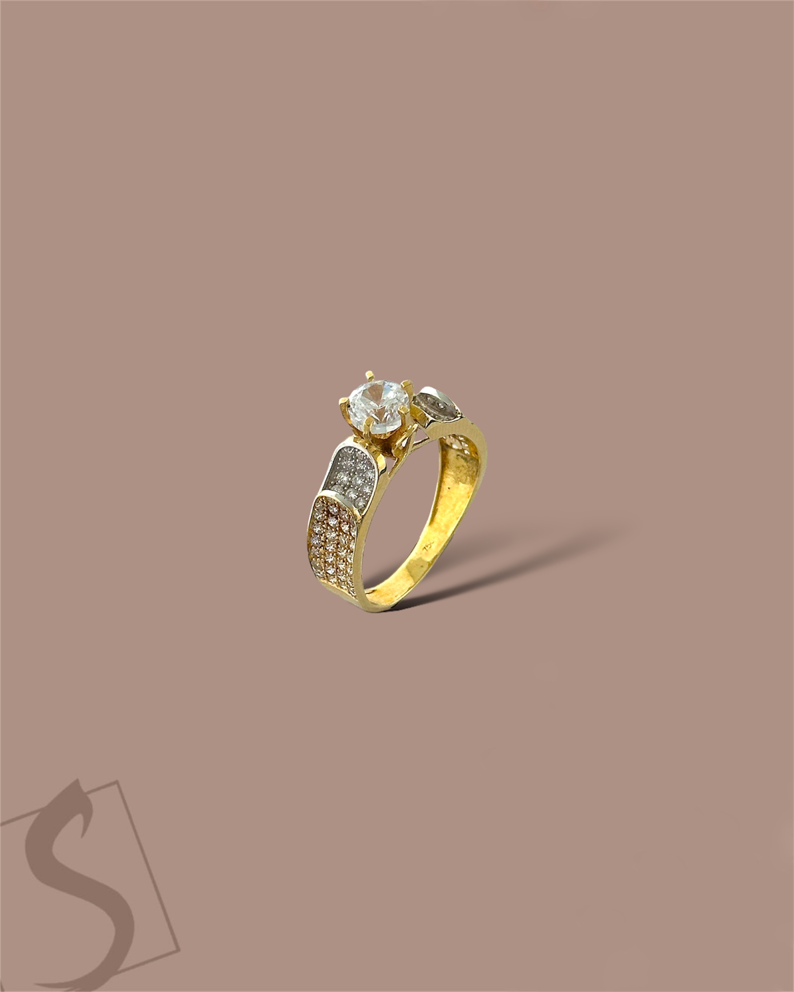 Gold RING | 332267