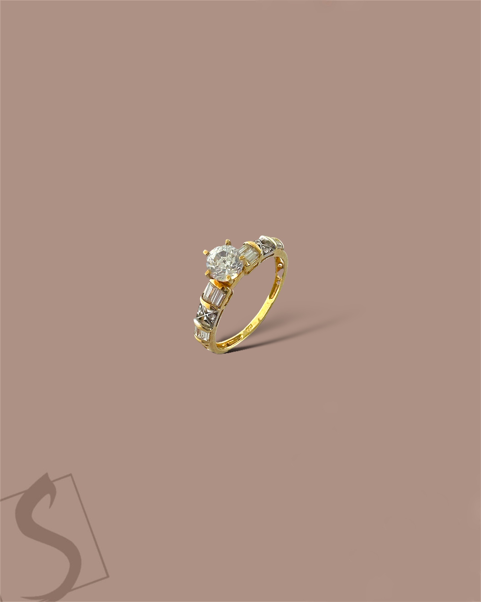Gold RING | 185152